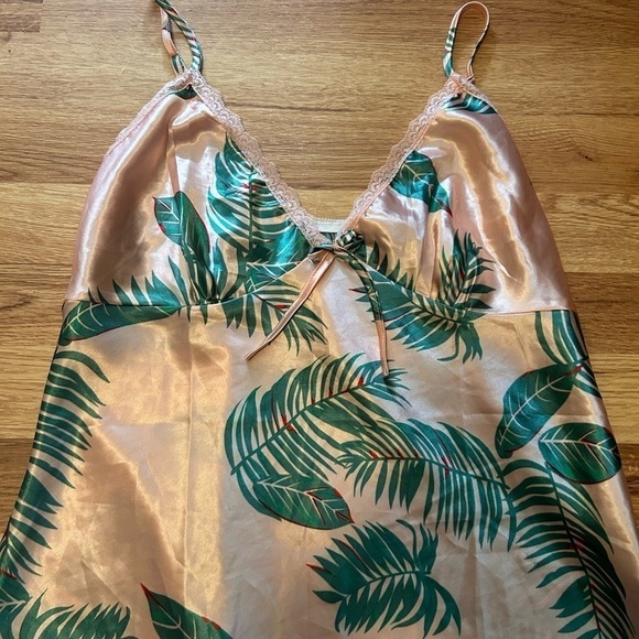 Y2K Satin Floral Cami Lingerie Top - Picture 3 of 5